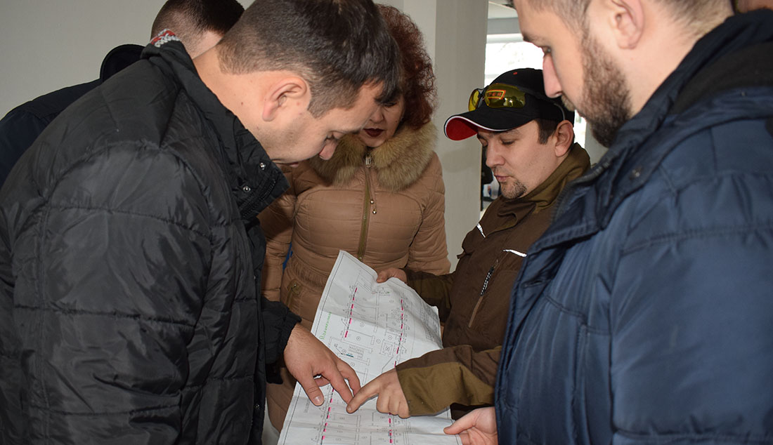 Роботи з модернізації систем опалення тривають у будівлях Вознесенської лікарні