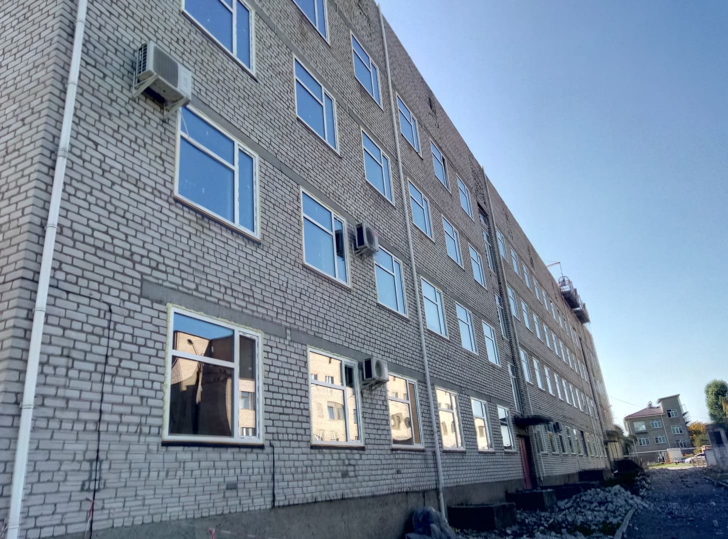 У поліклініці Вознесенської лікарні повністю замінено вікна